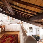 Farnese Stunning Penthouse | Romeloft
