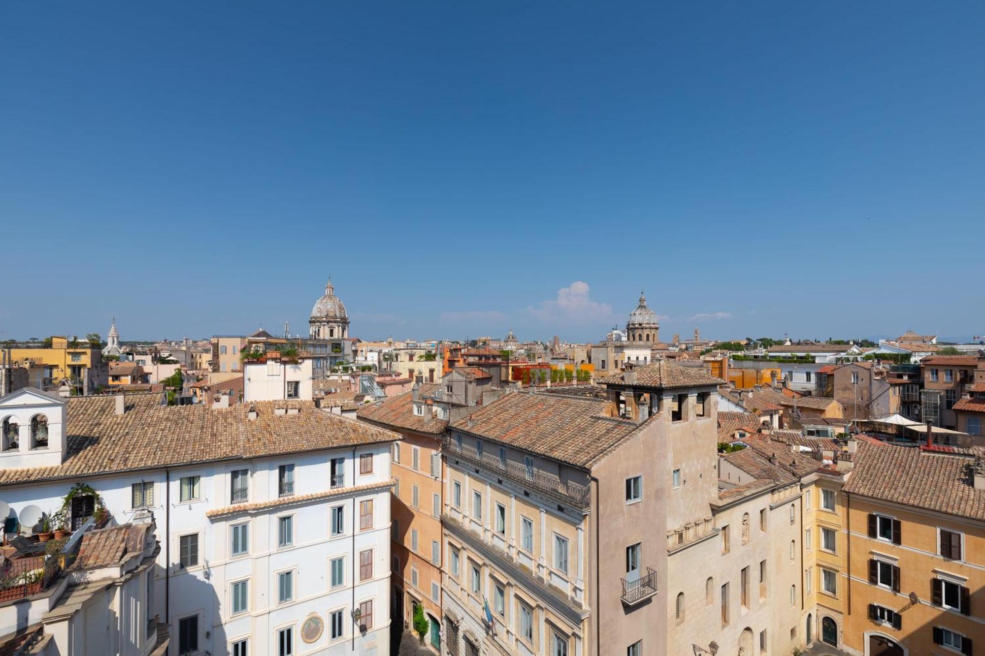 Farnese Stunning Penthouse | Romeloft Rom