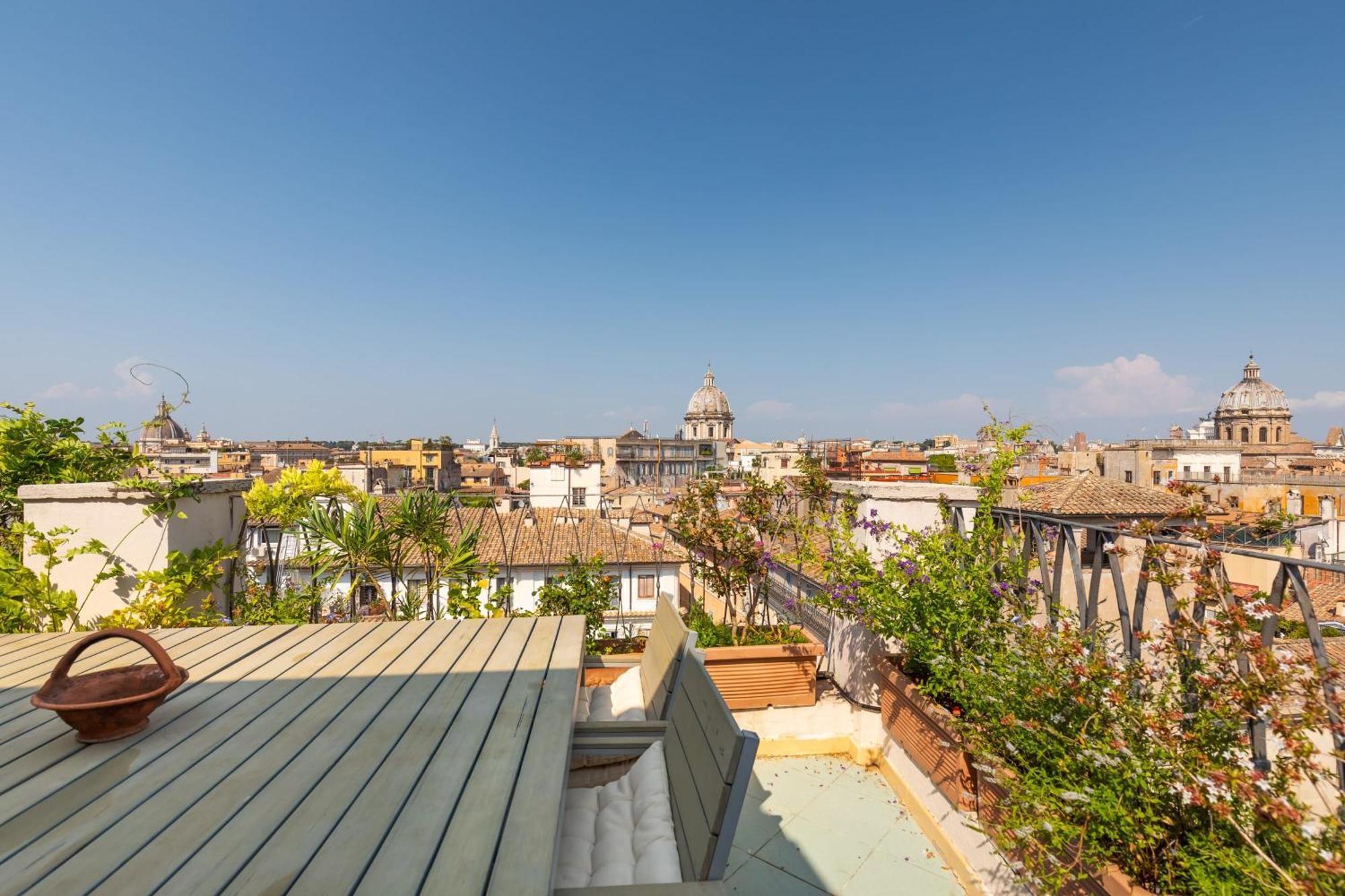 Farnese Stunning Penthouse | Romeloft Apartment Rom